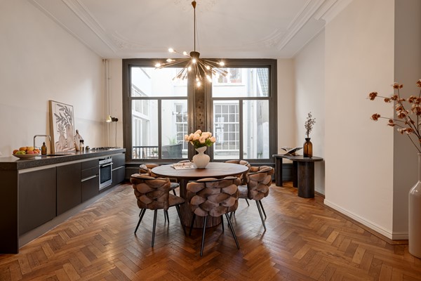 Medium property photo - Oudezijds Voorburgwal 145A, 1012 ES Amsterdam